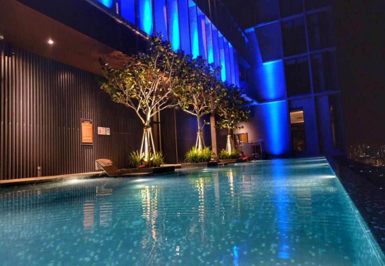 Апартаменты Expressionz 48Th Floor Sky Pool Куала-Лумпур Экстерьер фото